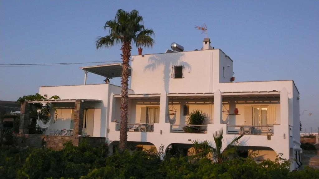 Paros Apartments المظهر الخارجي الصورة